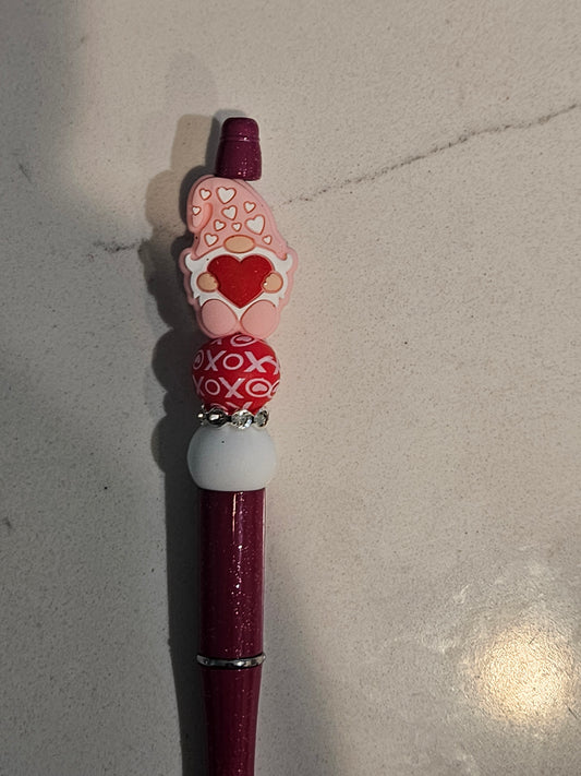 Heart gnome beaded pen